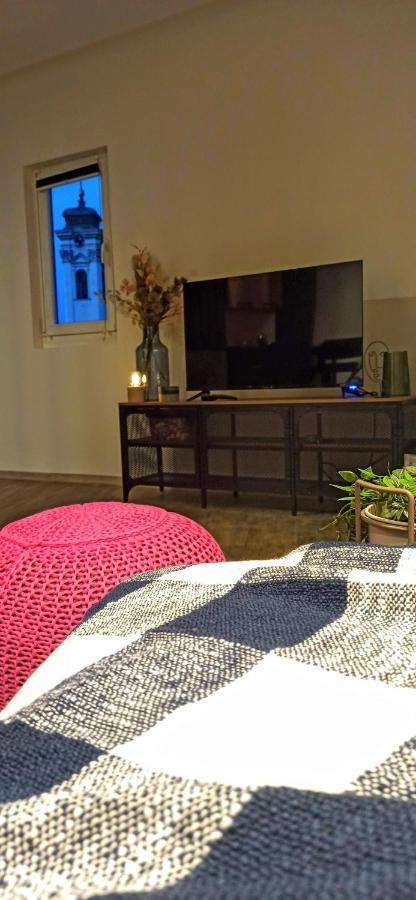 Malac-New Equipped Studio Apartment Within The City Core Újvidék Kültér fotó